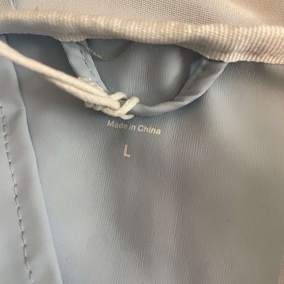 NWT Rains Hooded Jacket Sky Color Size L - Picture 8 of 10
